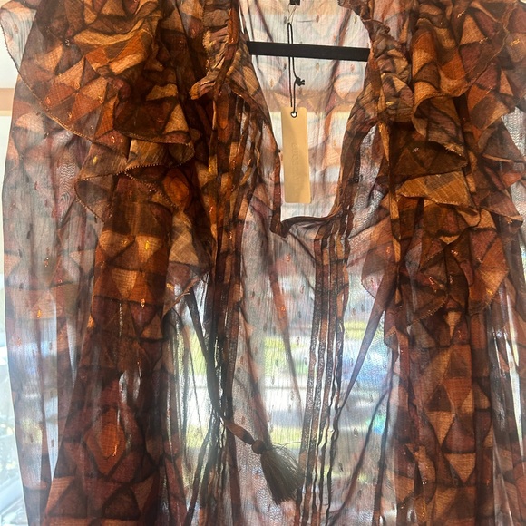 Beautiful Brand new Marie Maple Top size Medium. Olivaceous - Picture 6 of 7